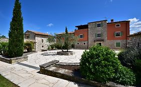 Residence Borgo San Nicolò